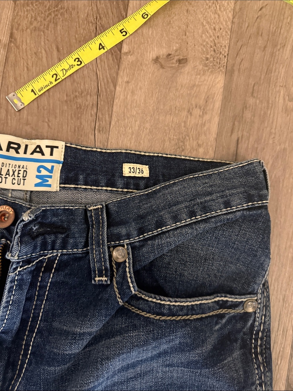 Ariat Men's Relaxed Bootcut Denim Jeans in Dark Blue Wash - Picture 3 of 16